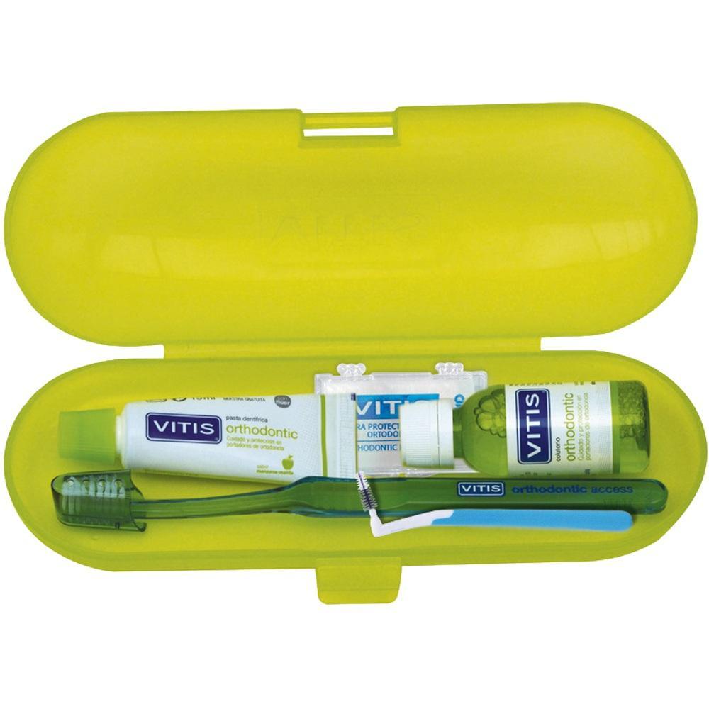 Gelbes Etui mit Zahnbürste, Zahnpasta und Mundwasser für Zahnpflege.
